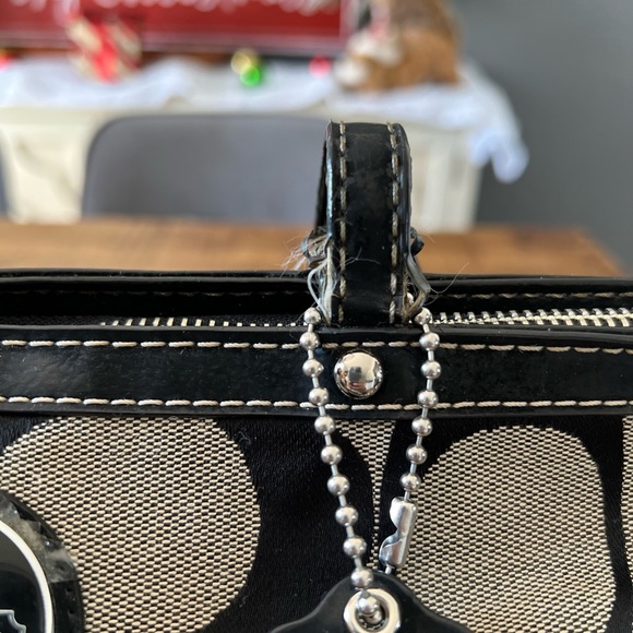 COACH-Zip top Tote - Picture 3 of 5